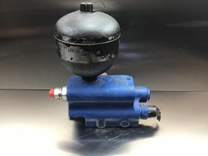 Liebherr Stoßdämpfer